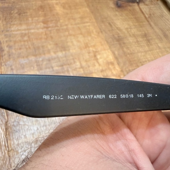Ray-Ban Matte Black Sunglasses RB2132 New Wayfarer - Picture 5 of 9